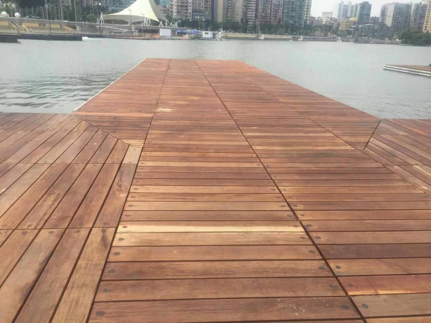 混凝土浮碼頭設(shè)計(jì)，升級(jí)