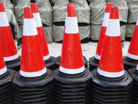 公路道釘-買好的慶陽(yáng)路錐當(dāng)然是到路發(fā)交通了