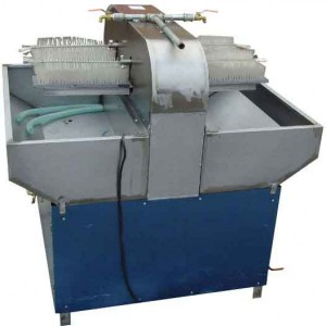 電動(dòng)四頭刷瓶機(jī)汽水瓶啤酒瓶刷瓶機(jī)廠(chǎng)家價(jià)格